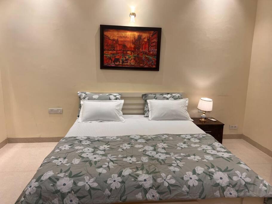 5Bhk Home Away From Home At Ranjit Avenue Amritsar Bagian luar foto