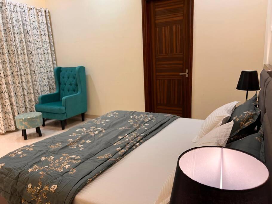 5Bhk Home Away From Home At Ranjit Avenue Amritsar Bagian luar foto
