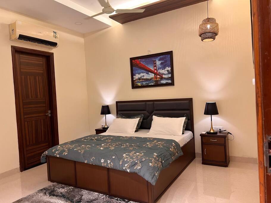 5Bhk Home Away From Home At Ranjit Avenue Amritsar Bagian luar foto