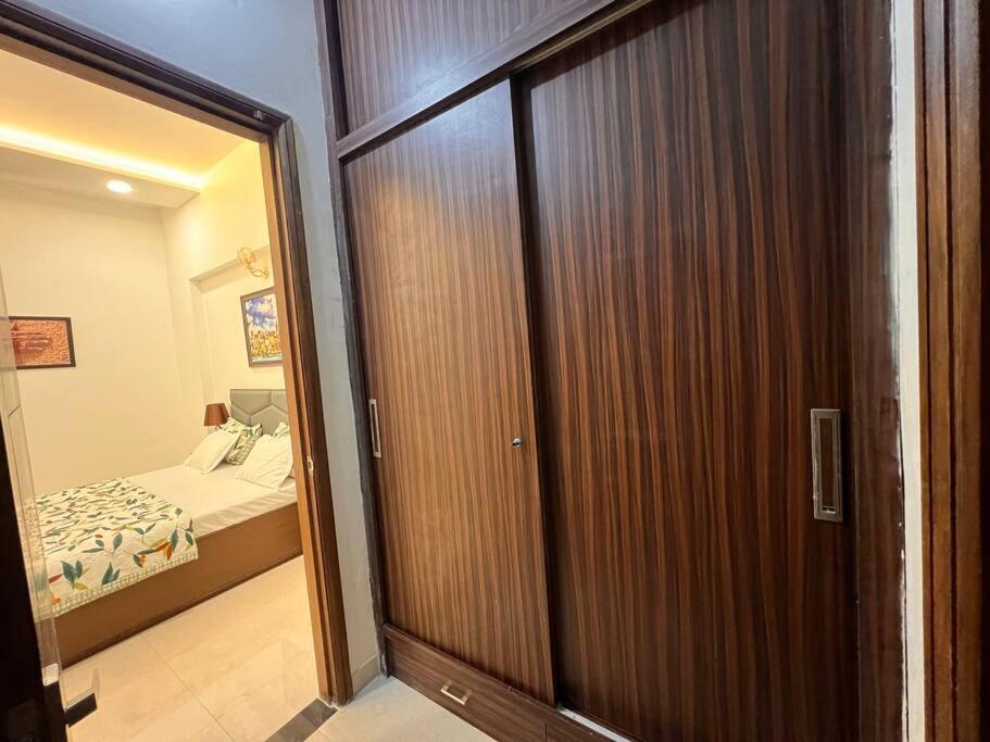 5Bhk Home Away From Home At Ranjit Avenue Amritsar Bagian luar foto