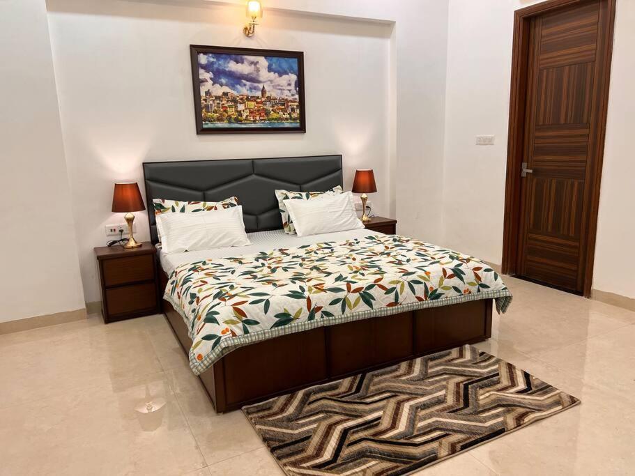 5Bhk Home Away From Home At Ranjit Avenue Amritsar Bagian luar foto
